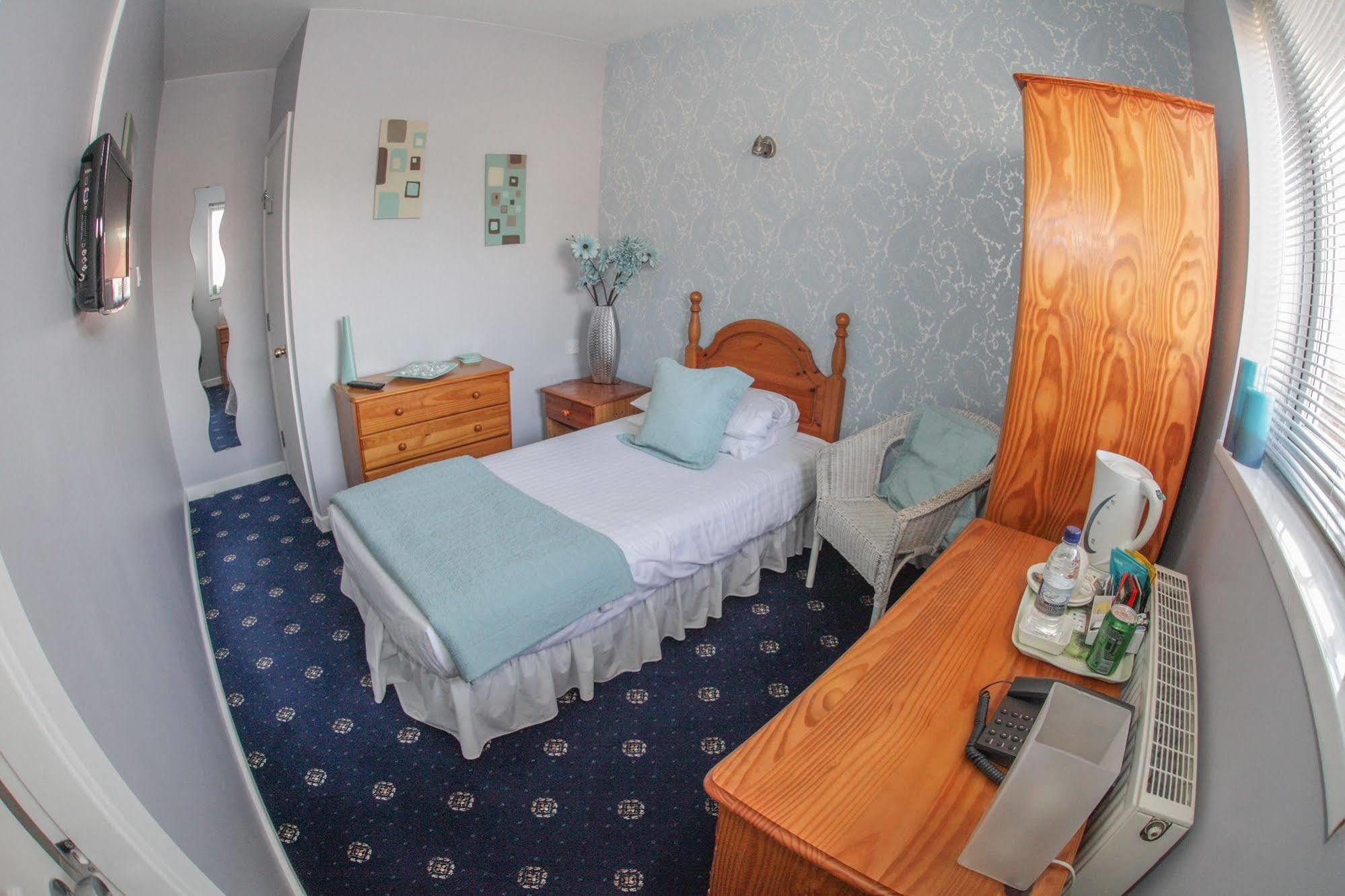 Tower House Executive Guest House Pontefract Exteriör bild